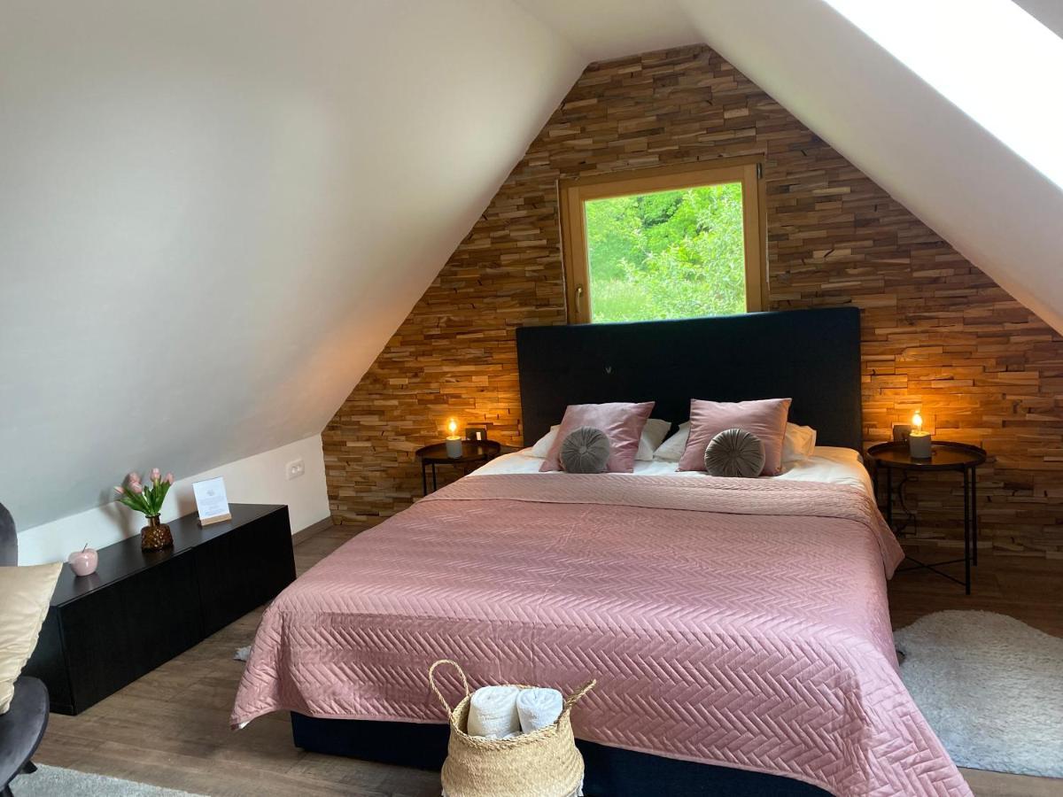 Glamping Gozdna Jasa Hotel Бовец Екстериор снимка