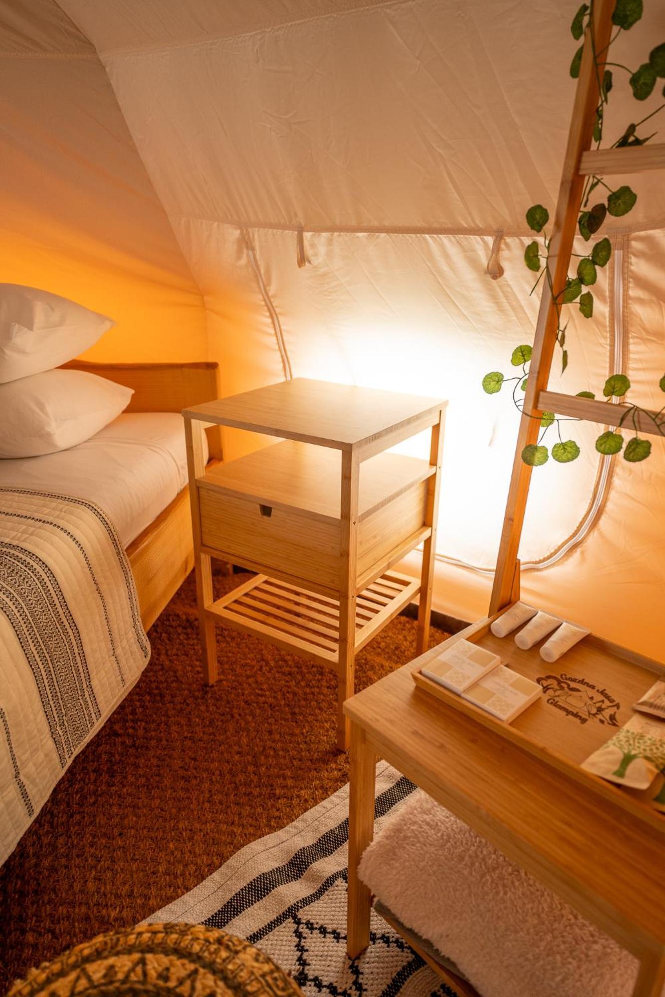 Glamping Gozdna Jasa Hotel Бовец Екстериор снимка