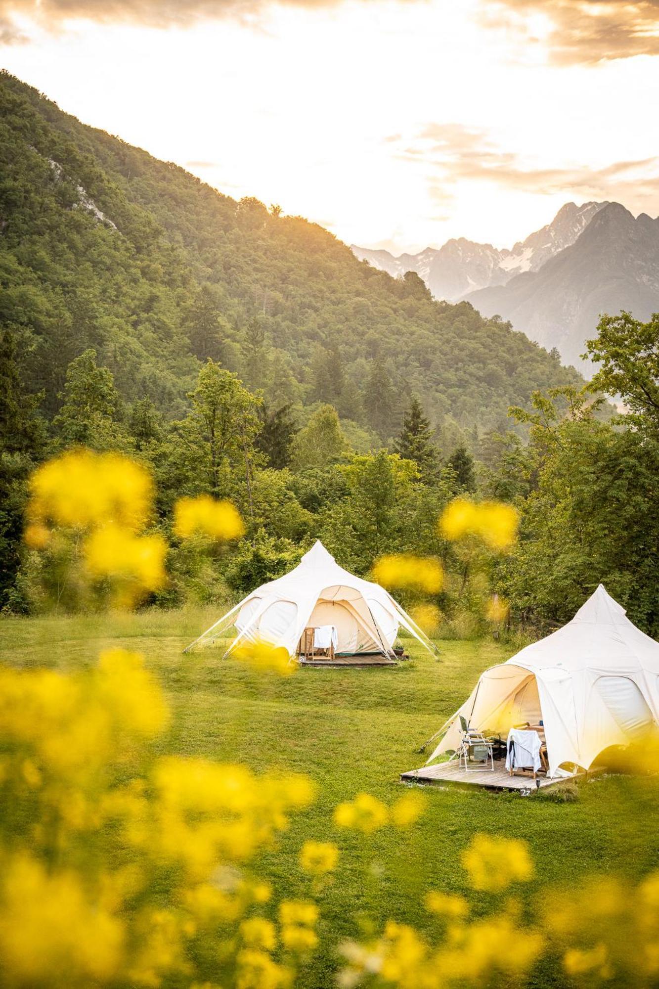 Glamping Gozdna Jasa Hotel Бовец Екстериор снимка